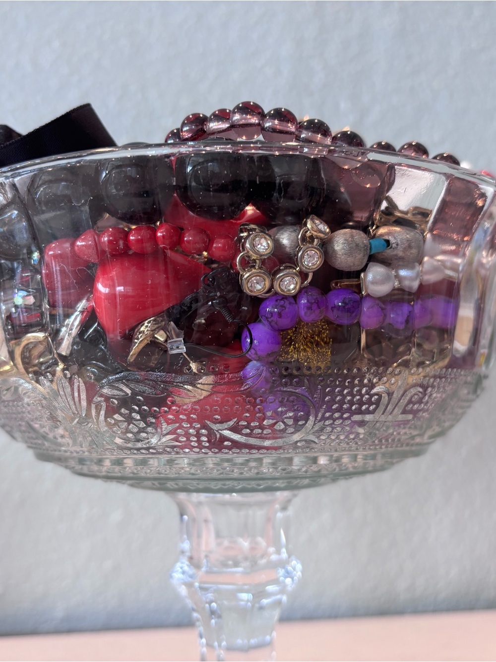 Alice in Wonderland Themed Mystery Jewelry Jar - Picture 8 of 14